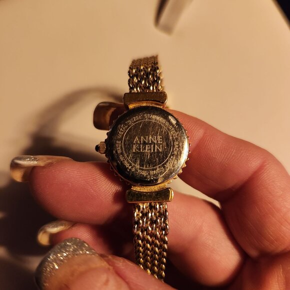 Anne Klein Vintage Gold-Tone Womens Watch With Diamond-Accented Bezel & Roman Nu - Picture 6 of 7